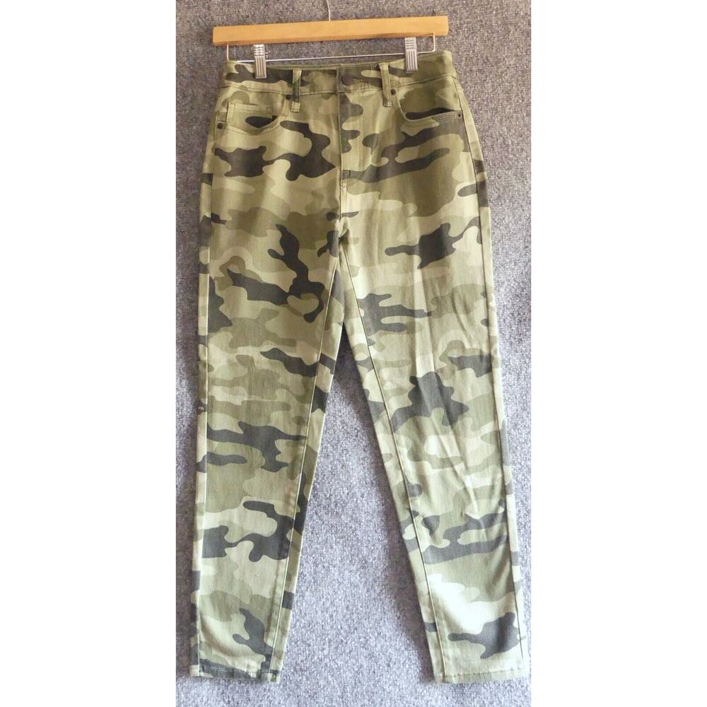 NILI LOTAN Womens 2 Jeans Camo Print Pant Mid Rise Cropped Target